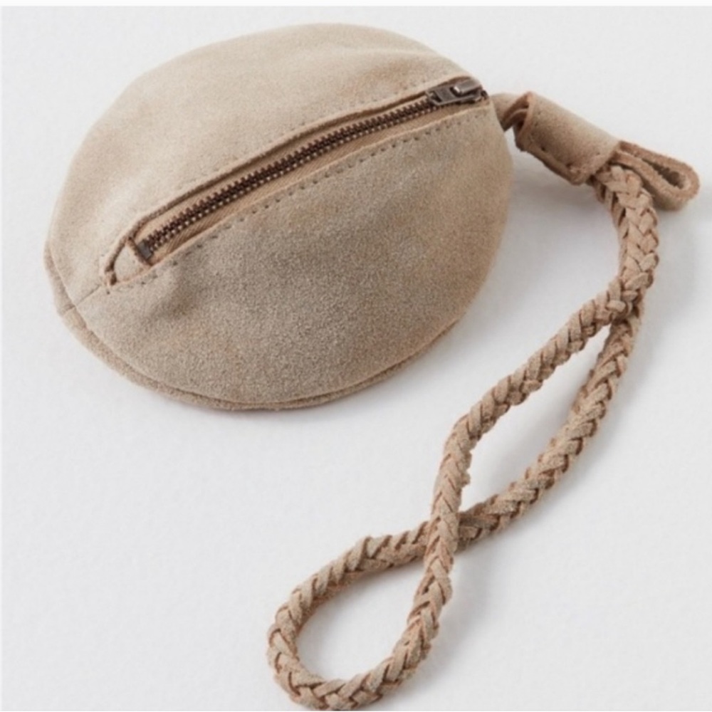 NWT Free People Kingsley Small Rounded Suede Braided Strap Wristlet in Natural - Picture 1 of 8